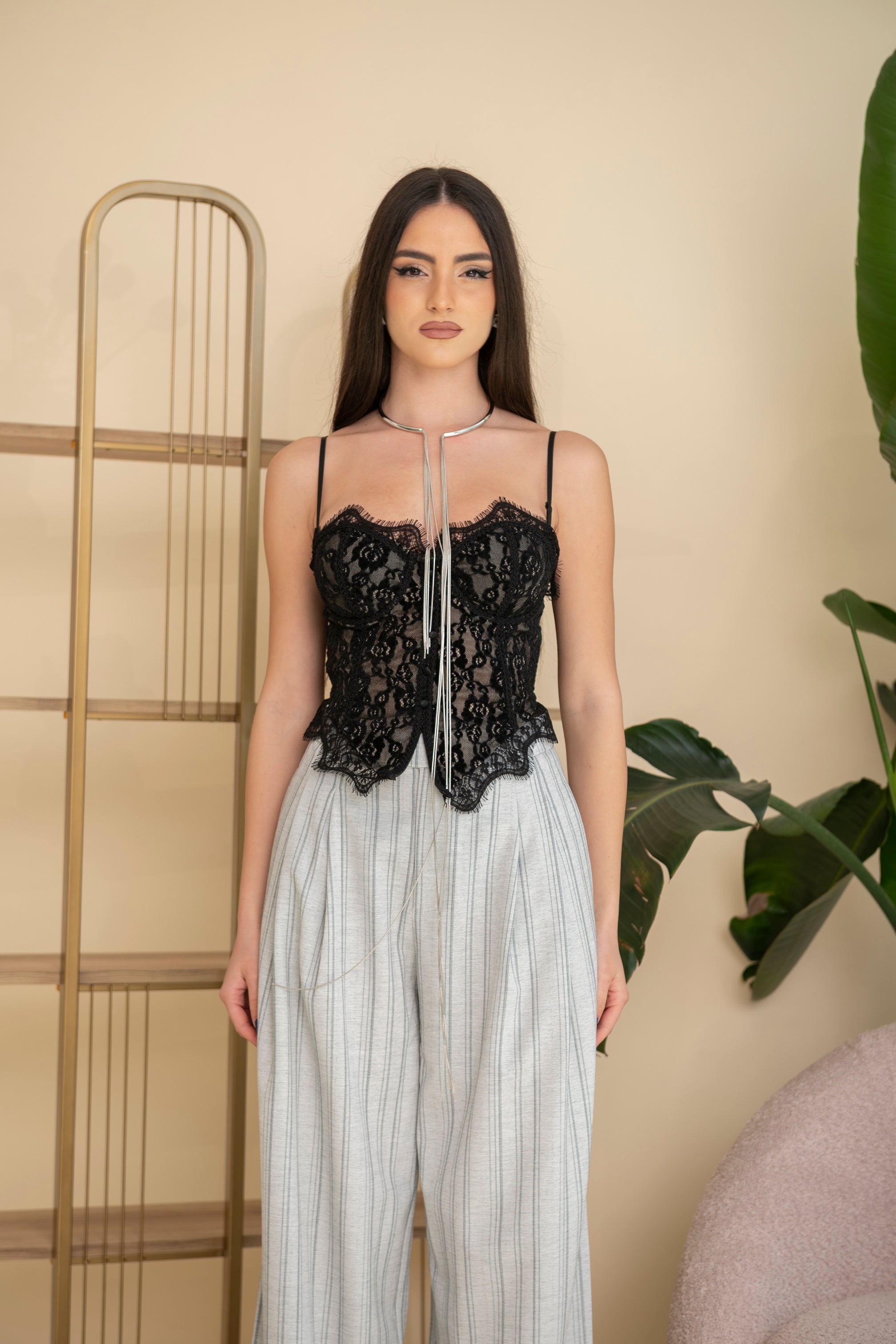 Corsetto con ricami in velluto