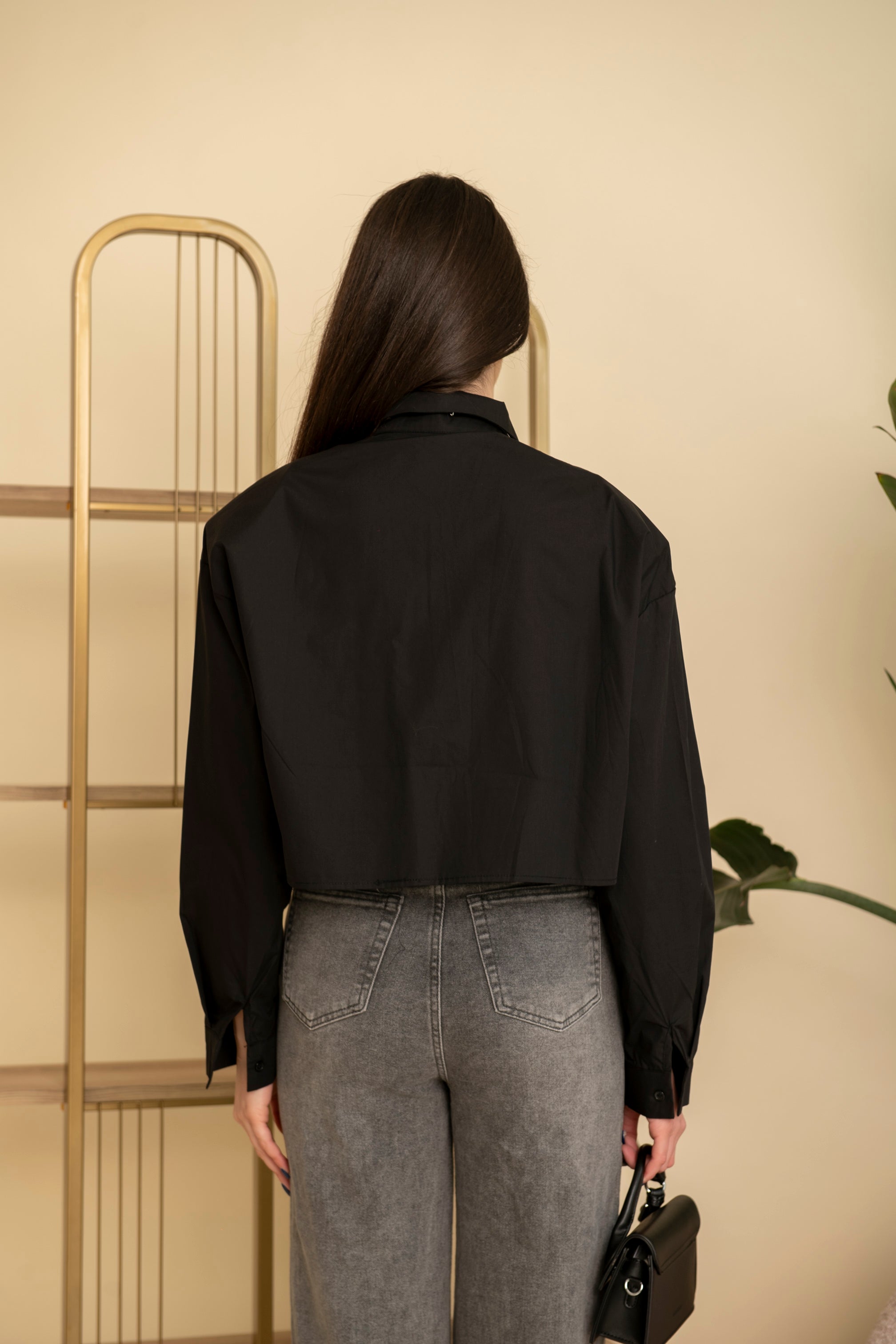 Camicia crop con spalline