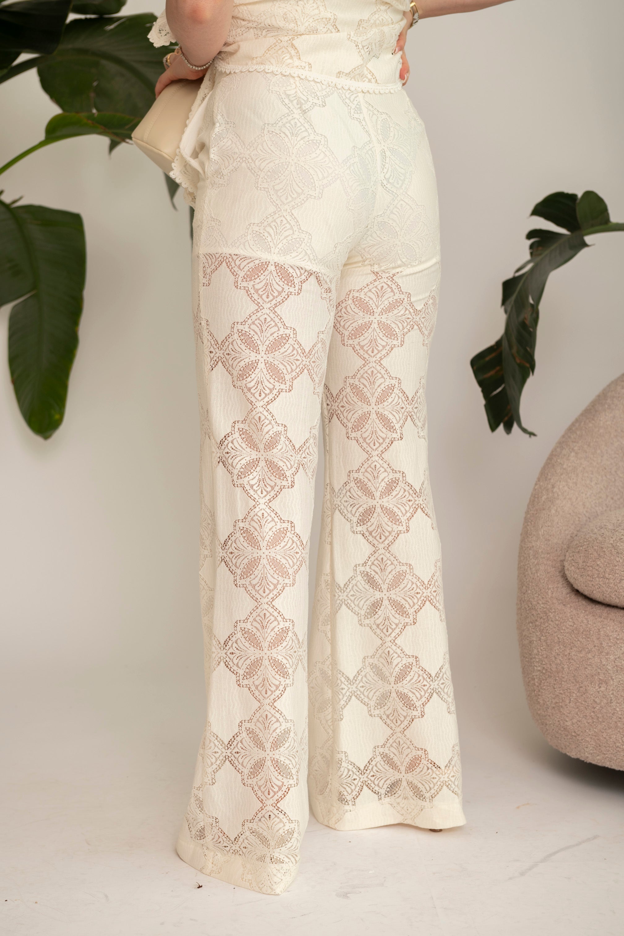 Tailleur macramè by lumina