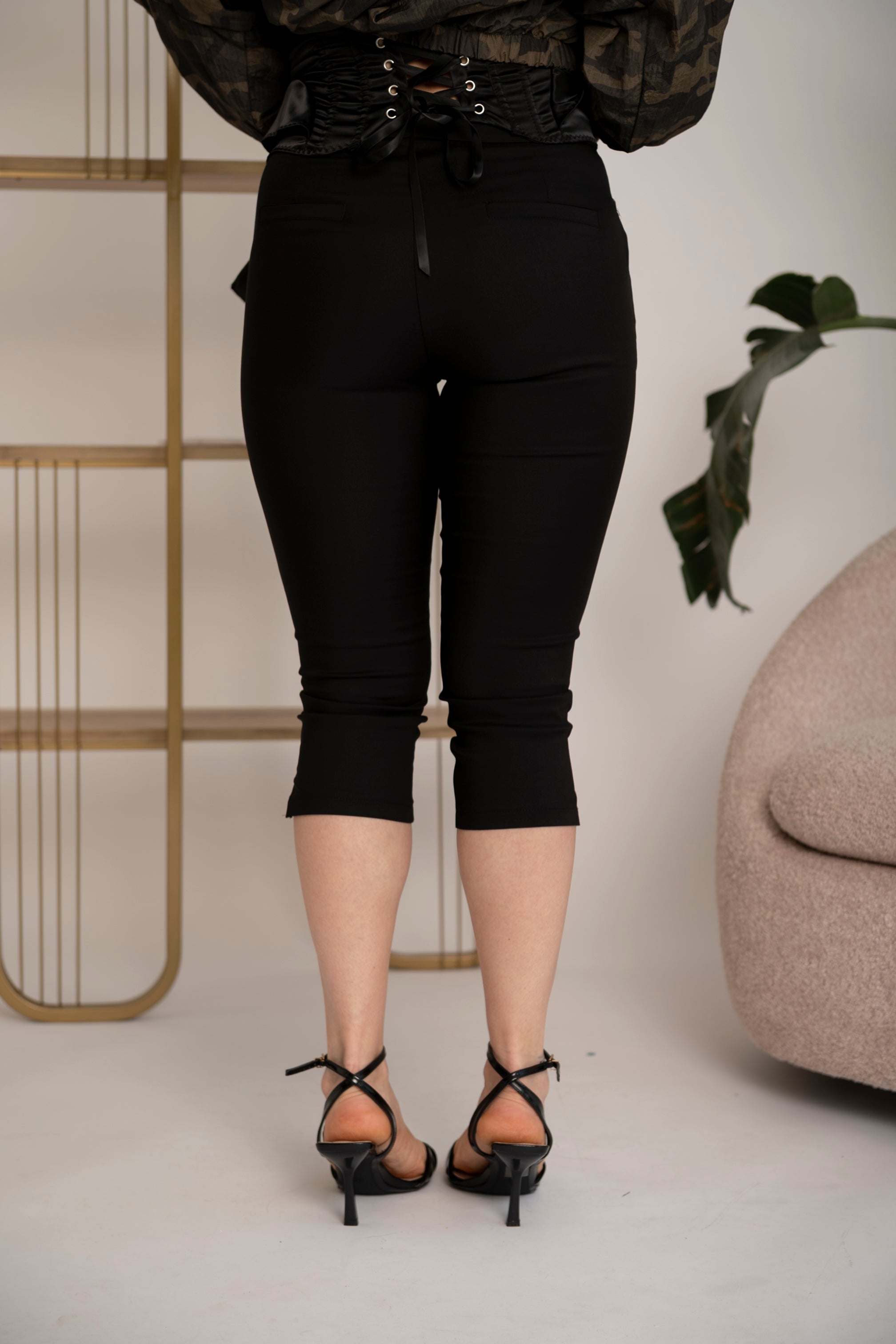 Pinocchietto classico black