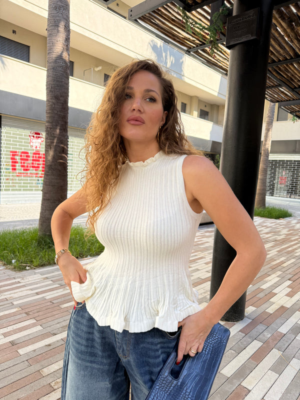 Maglia a costine con rouches
