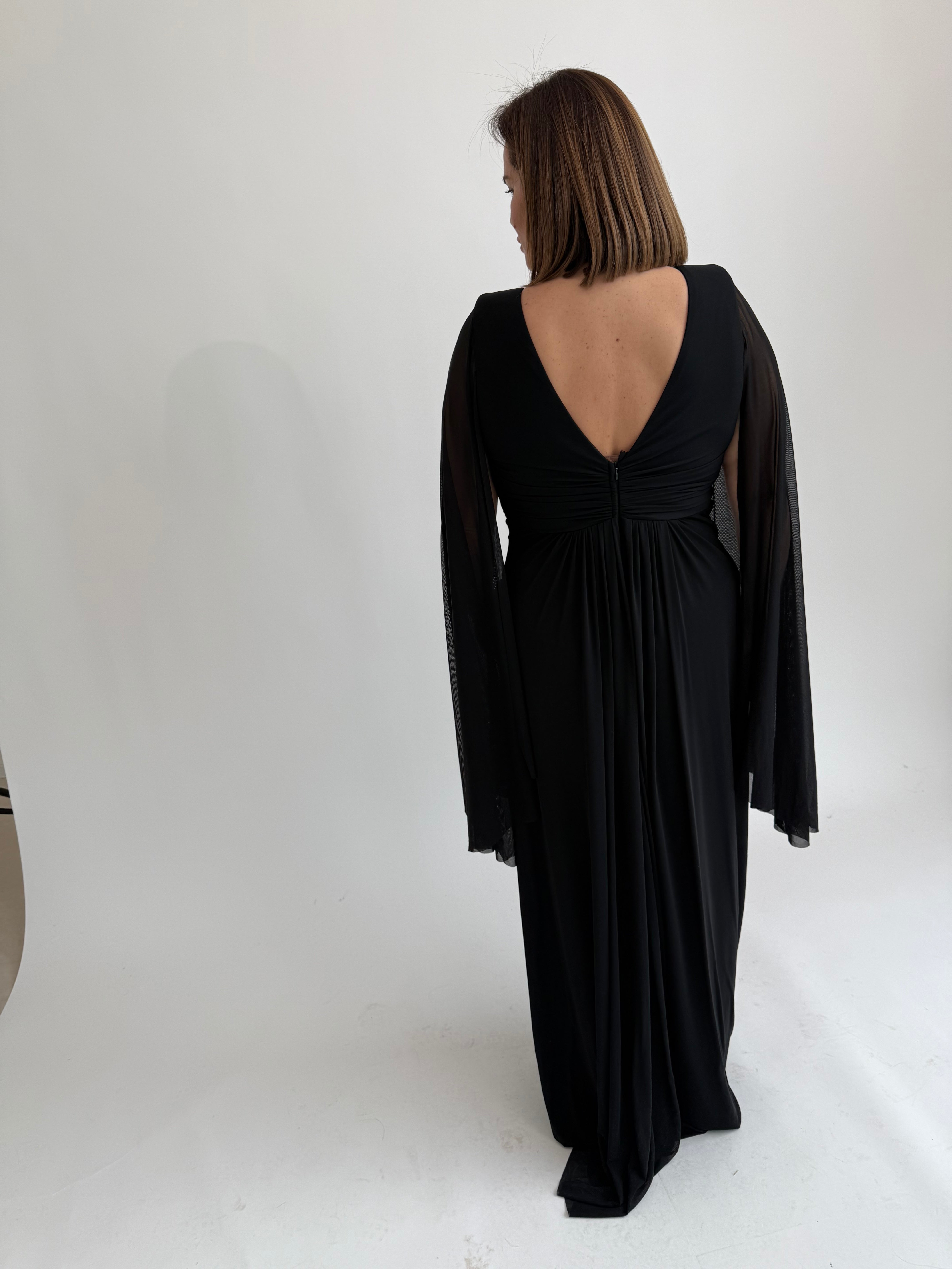 Abito cerimonia con maniche velate curvy