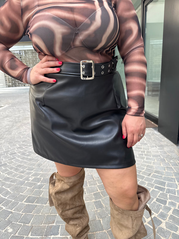 Minigonna ecopelle curvy