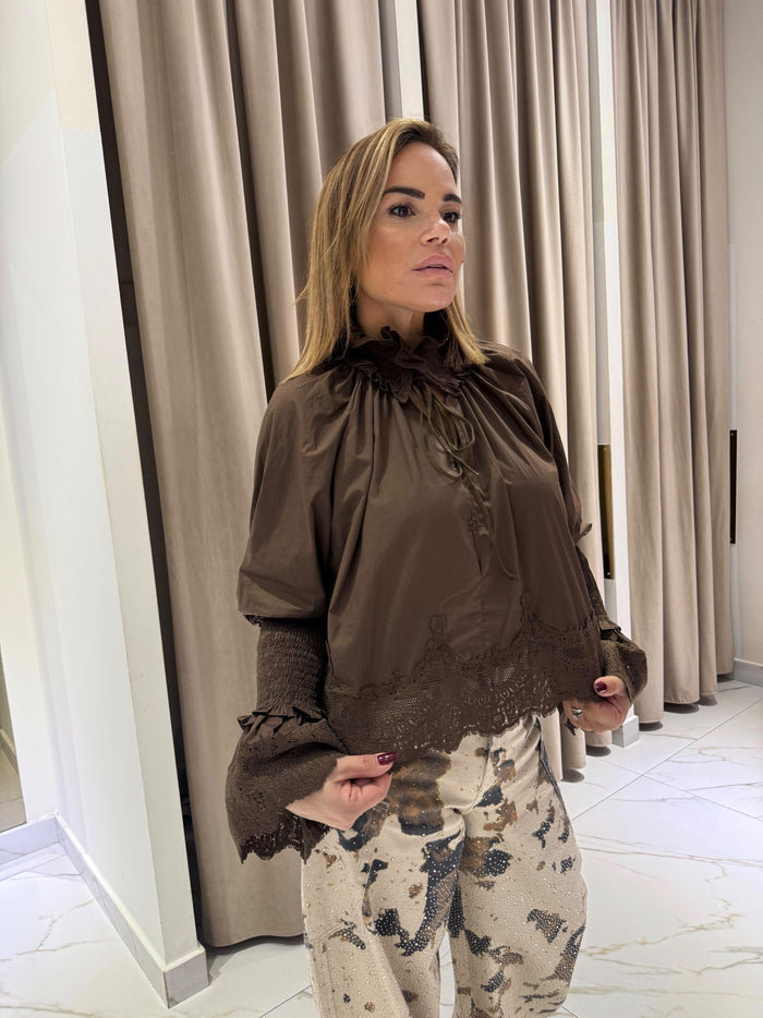Camicia con dettagli in pizzo