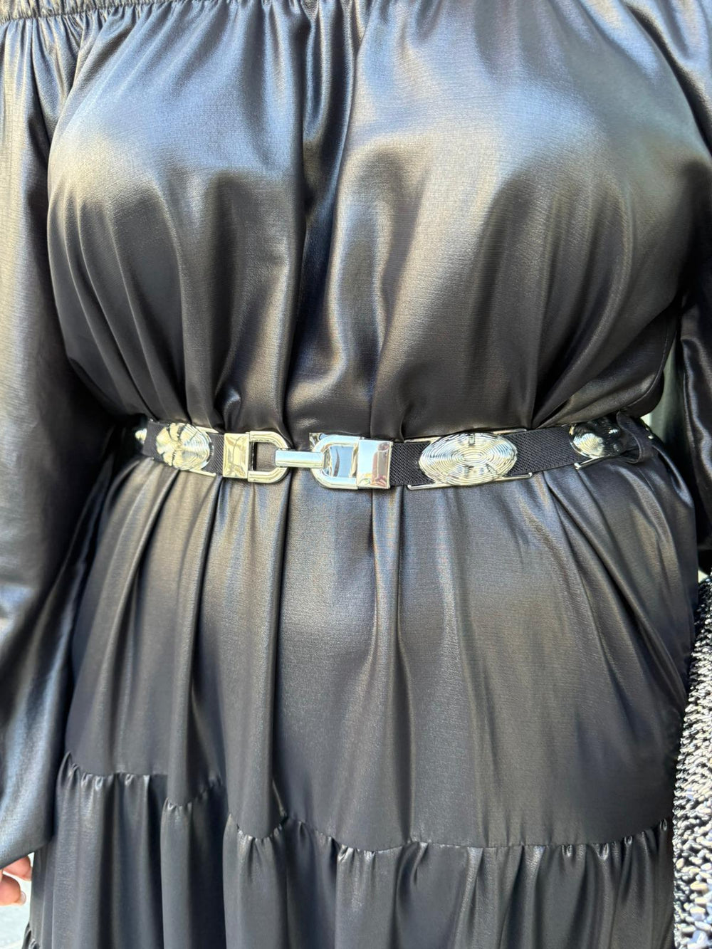 Cintura elastica con dettagli silver