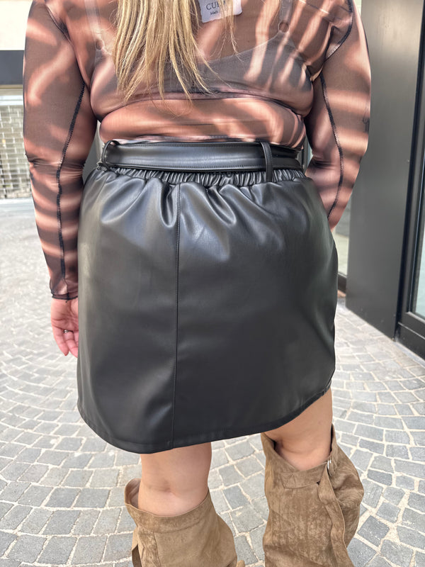 Minigonna ecopelle curvy