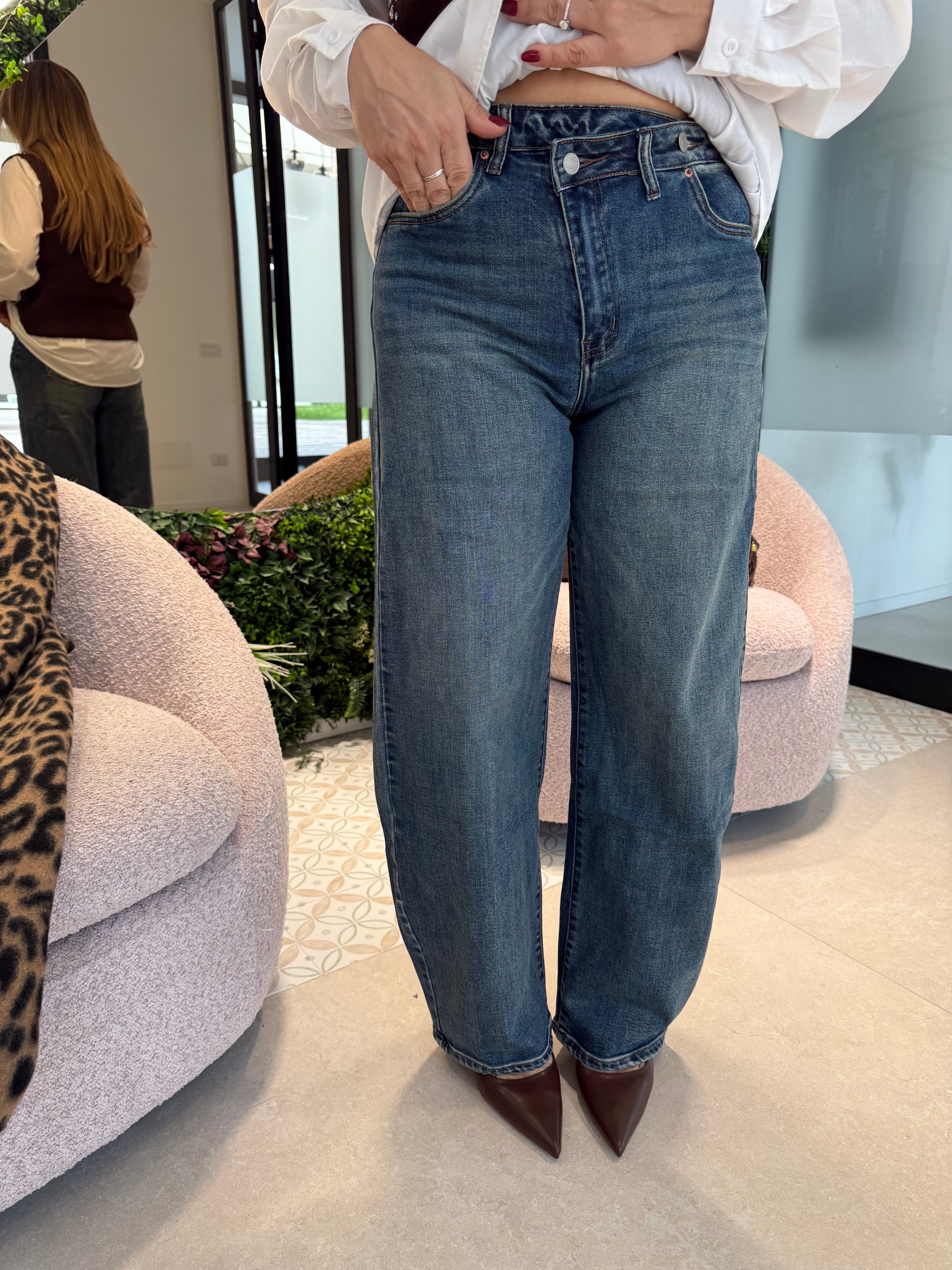 Jeans asimmetrico curvy