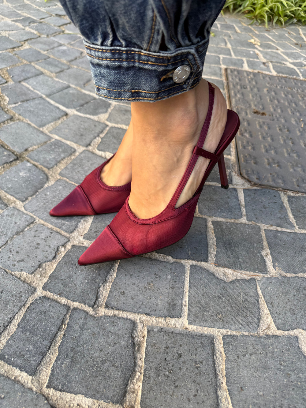 Décolleté punta in raso