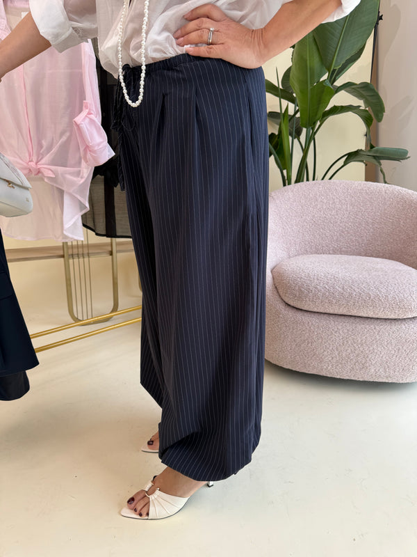 Pantalone gessato con elastico