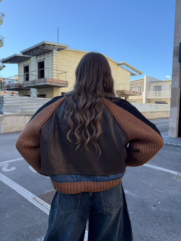 Trench corto in ecopelle e lana