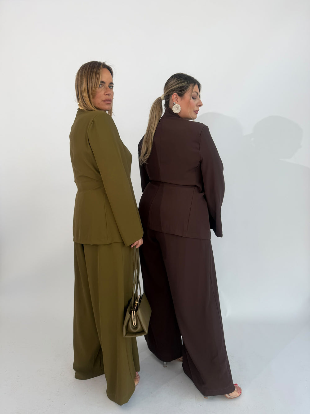 Tailleur Connie curvy