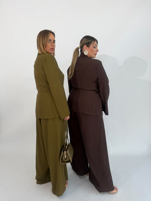 Tailleur Connie curvy