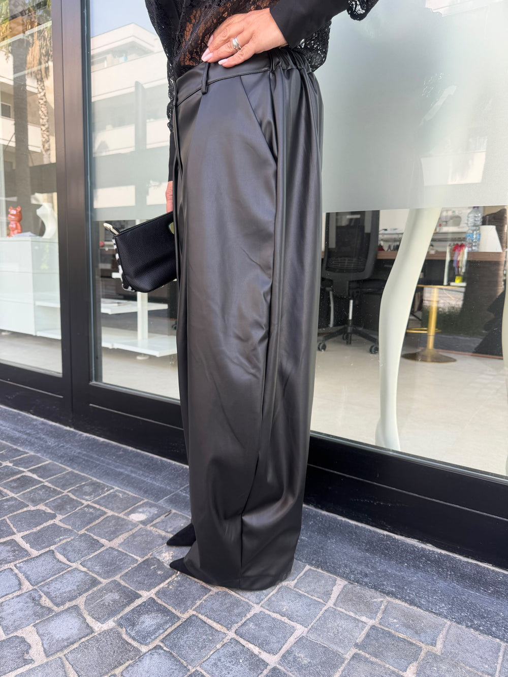 Pantalone con pence ecopelle curvy