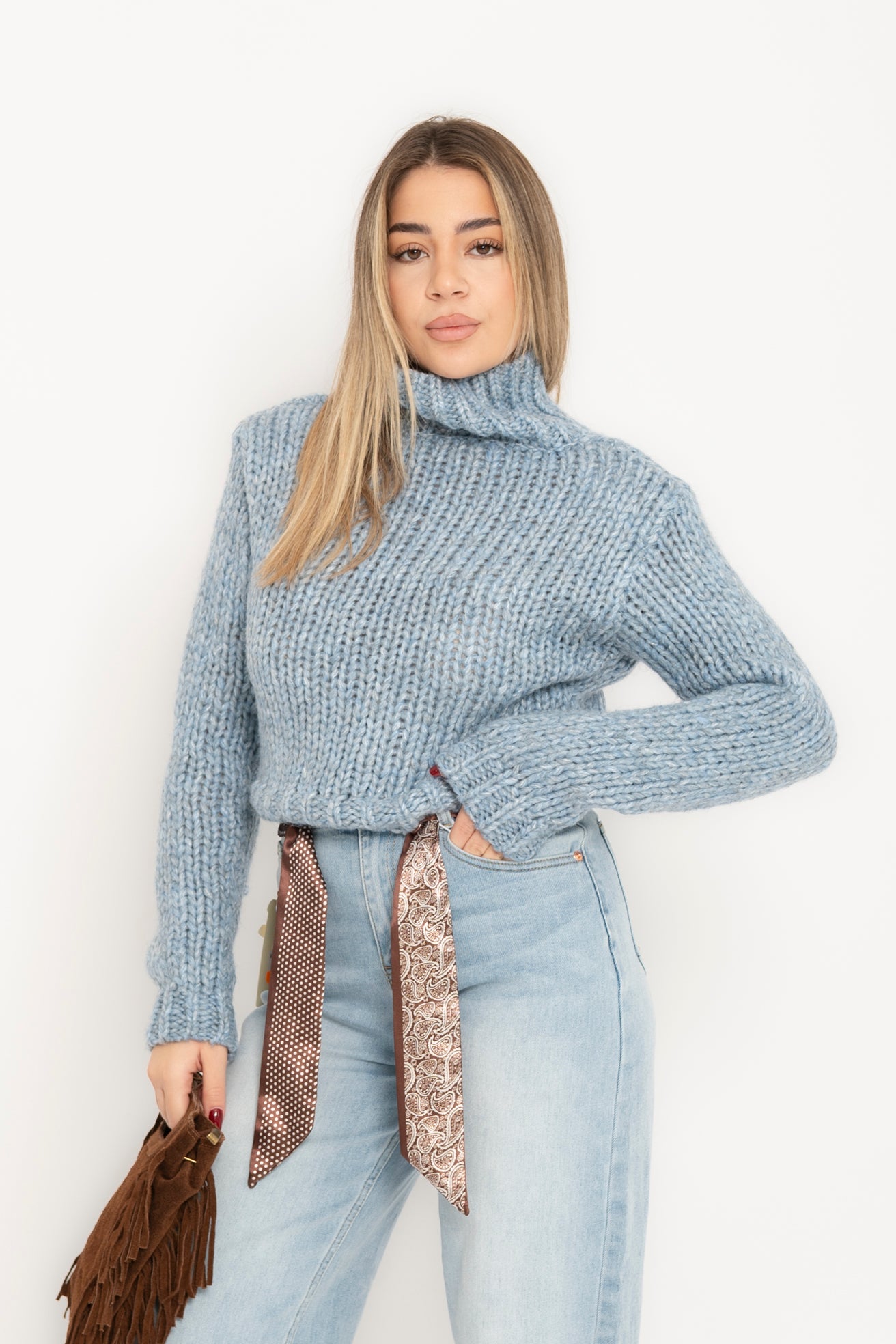 Pull collo alto azzurro