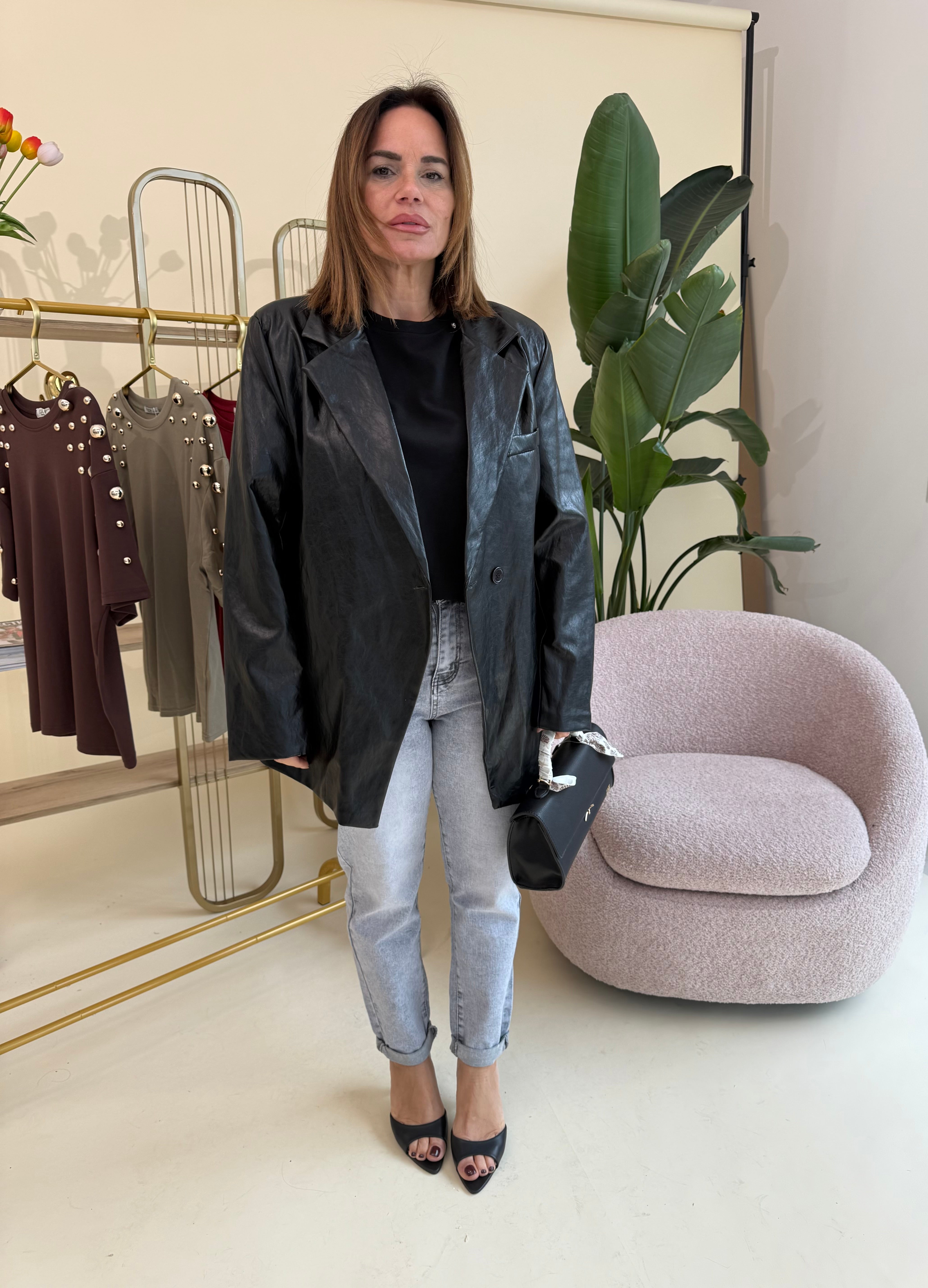 Giacca in vinile curvy