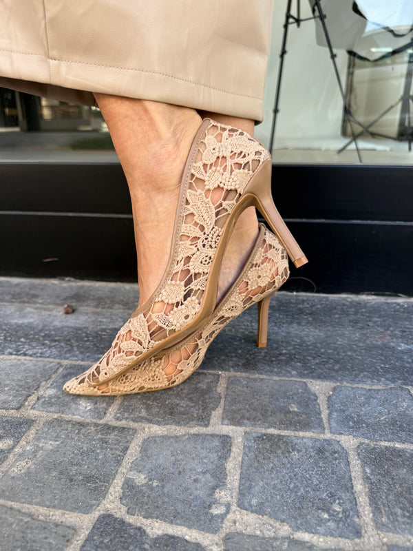 Décolleté in pizzo
