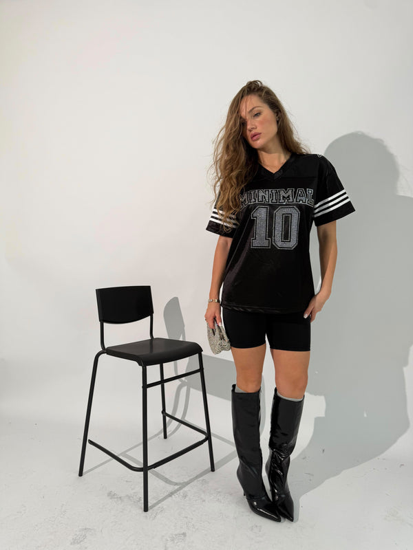 T-shirt basket by Minimal Couture