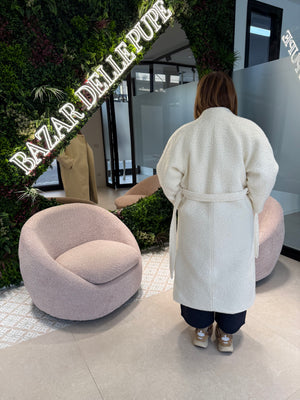 Cappotto boucle con dettaglio gold
