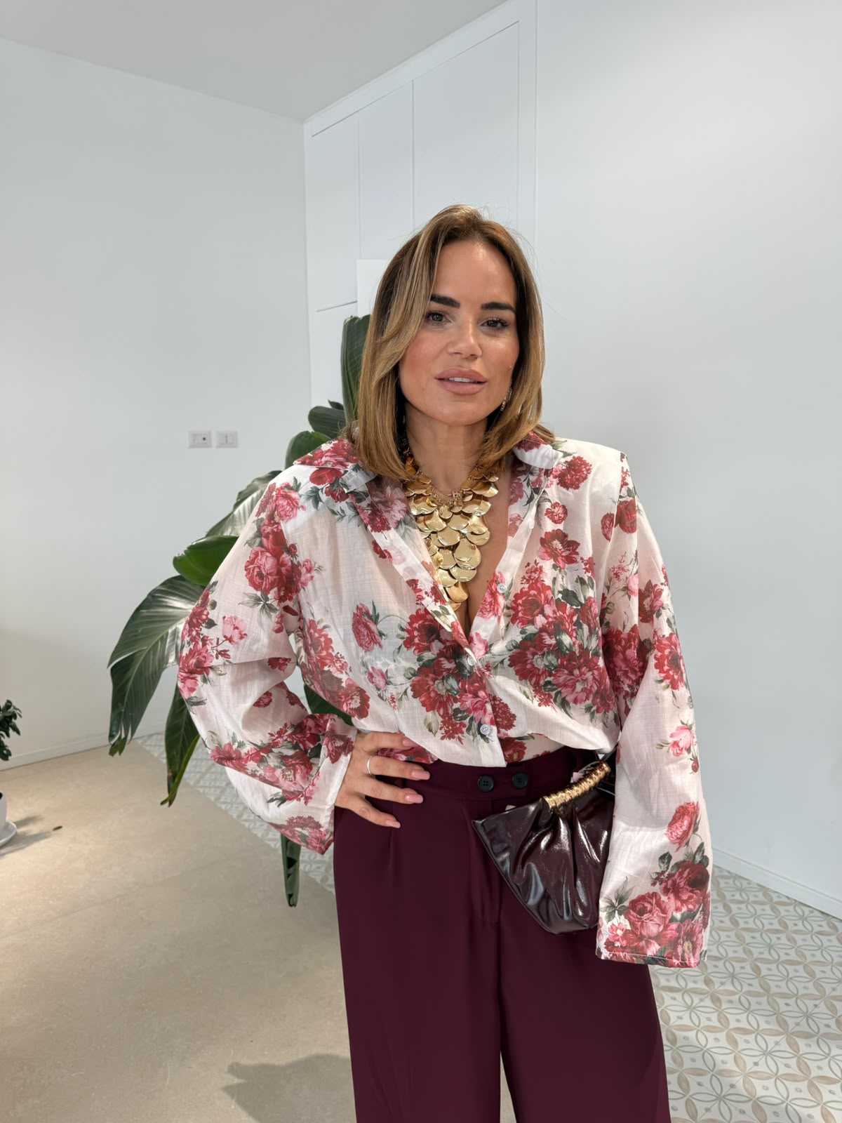 Camicia fiori con spalline