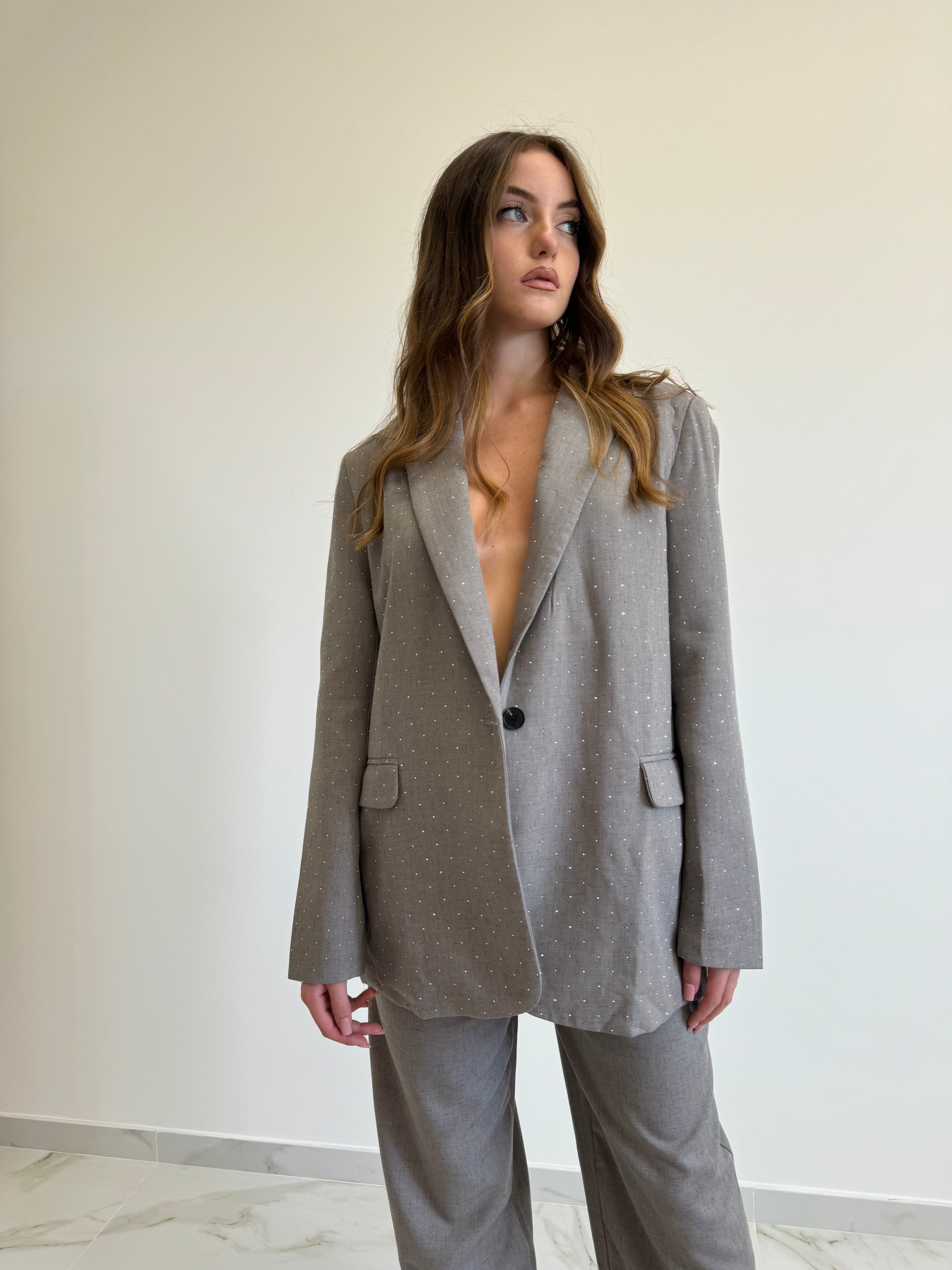 Tailleur strass grigio