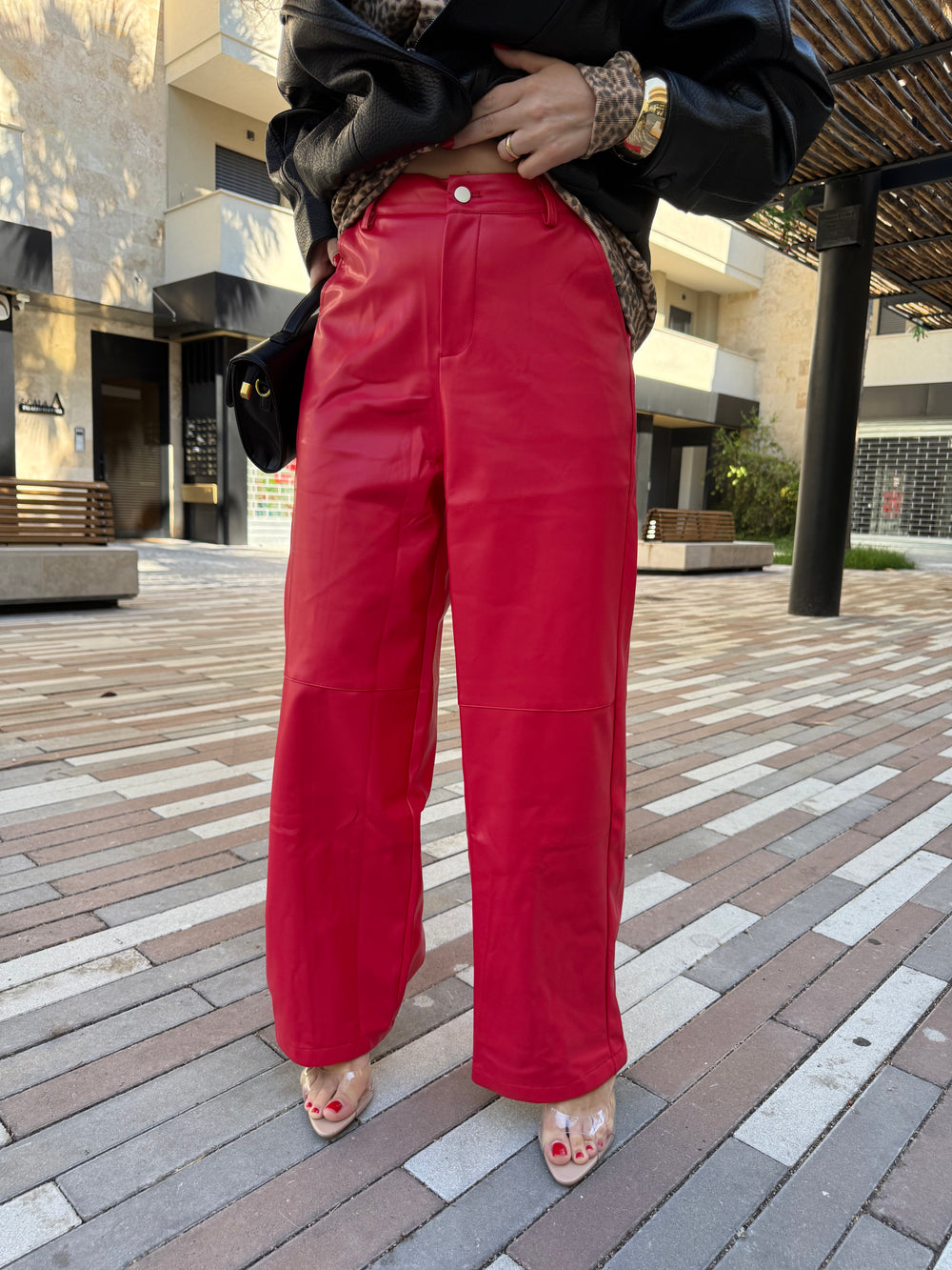 Pantalone palazzo in ecopelle red