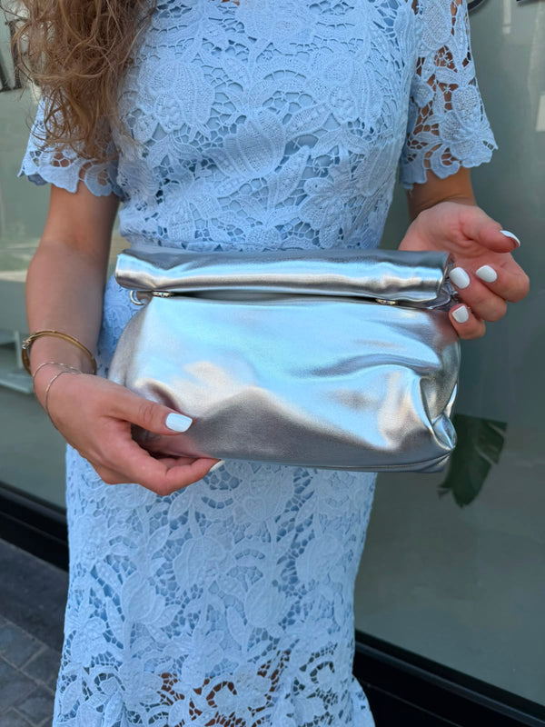 Pochette con risvolto