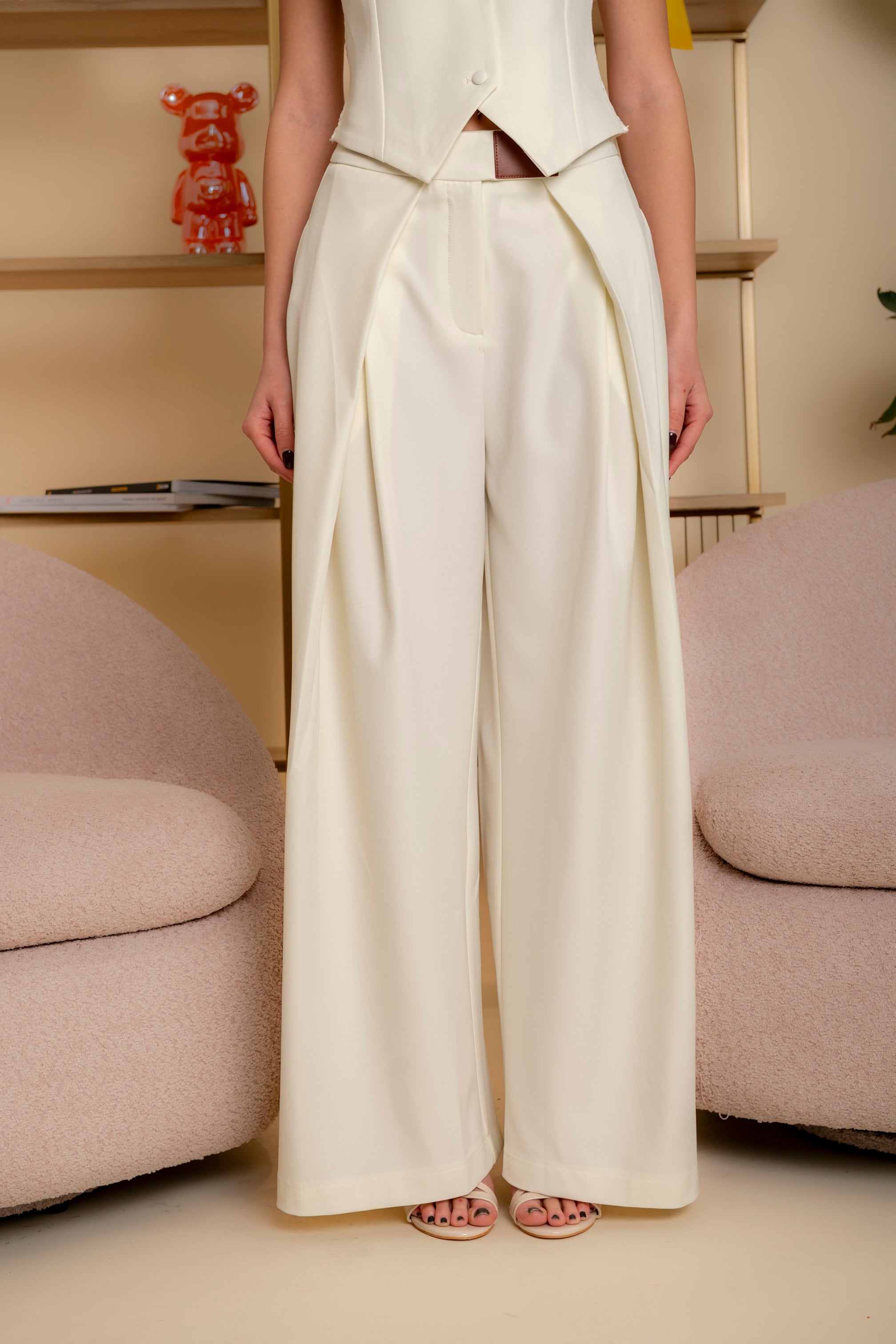 Pantalone palazzo con pence