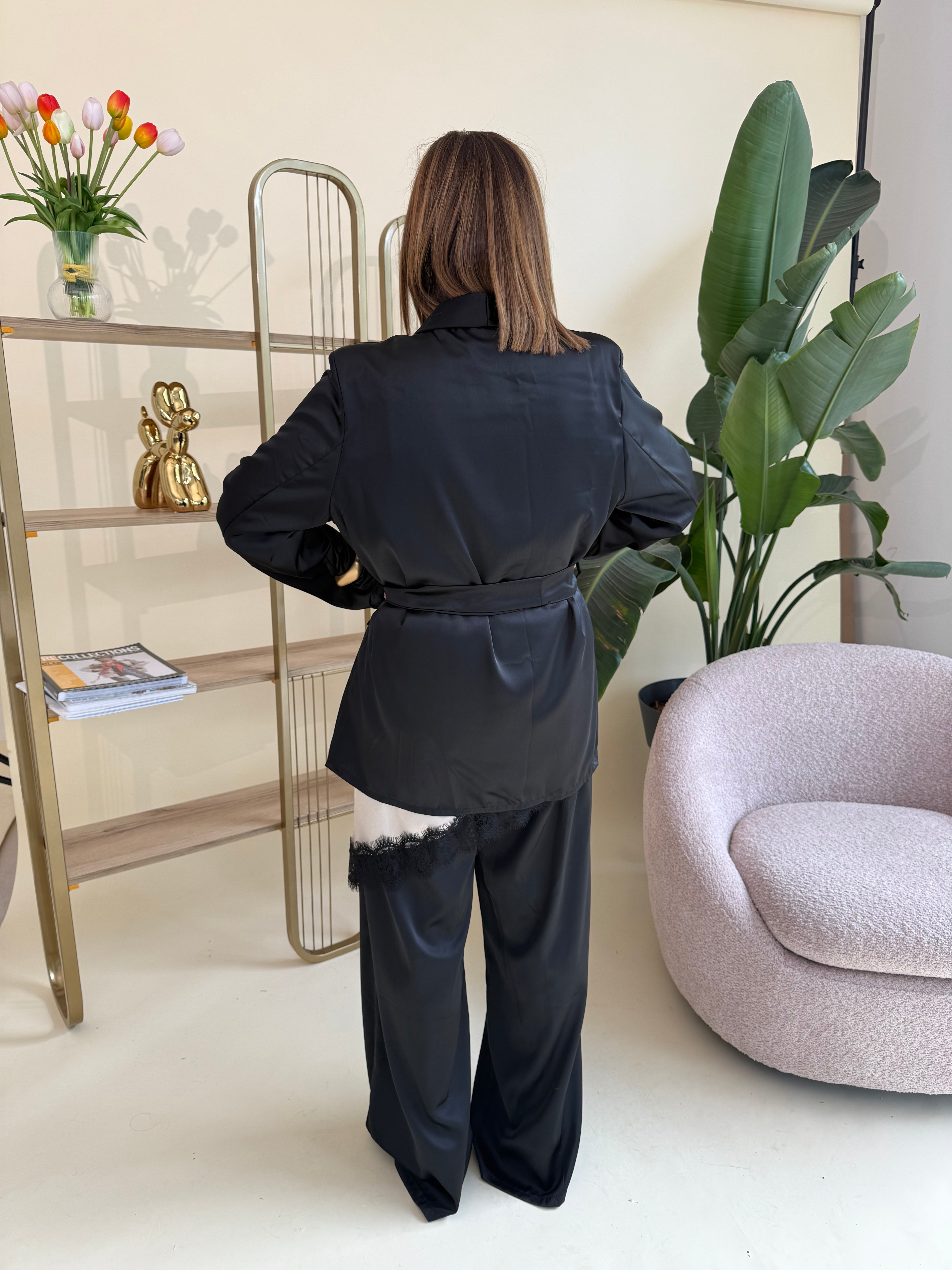 Tailleur in raso curvy