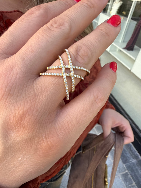 Anello incrocio strass