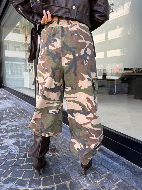 Pantalone con elastico mimetico