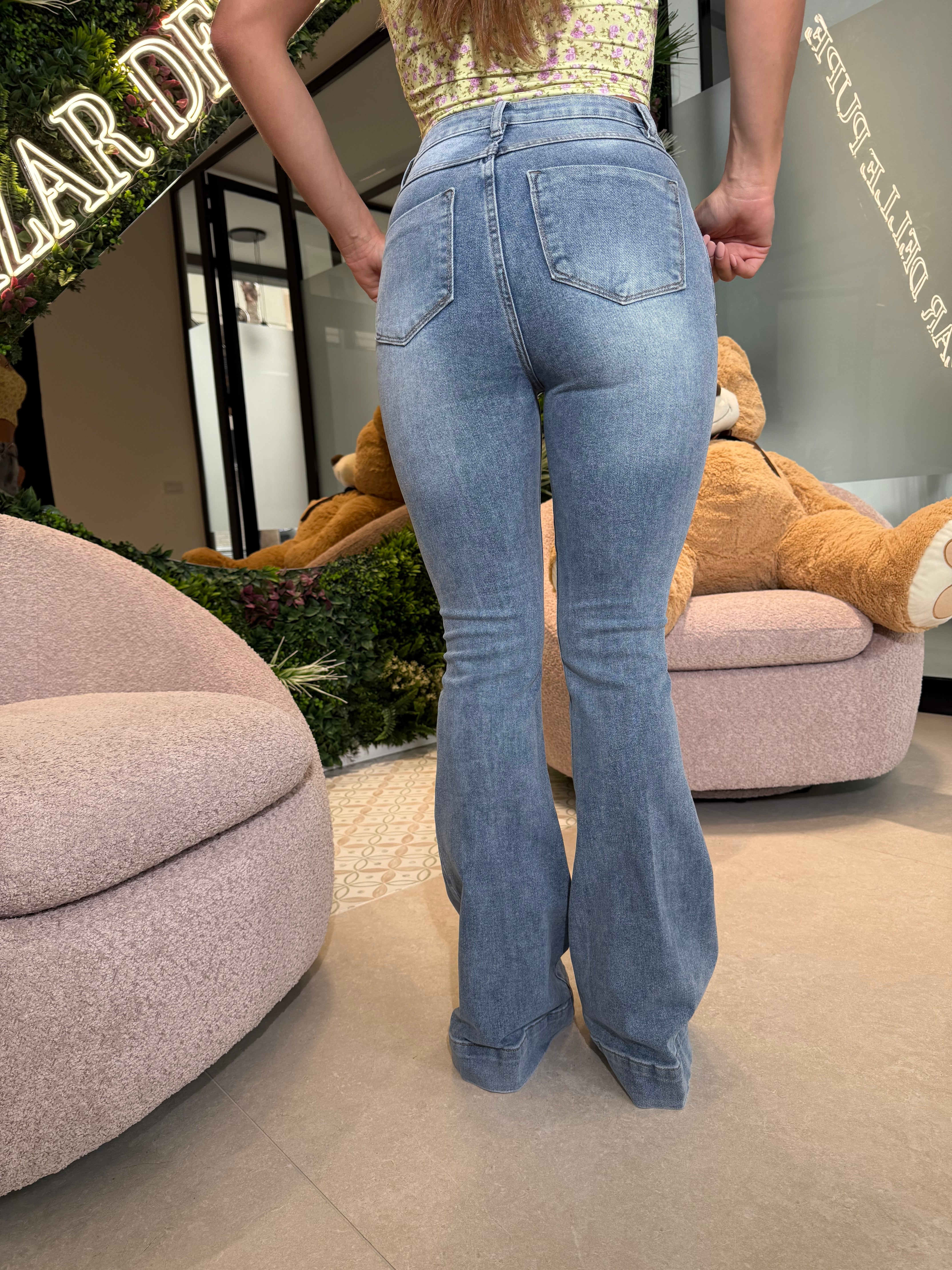 Jeans a zampa