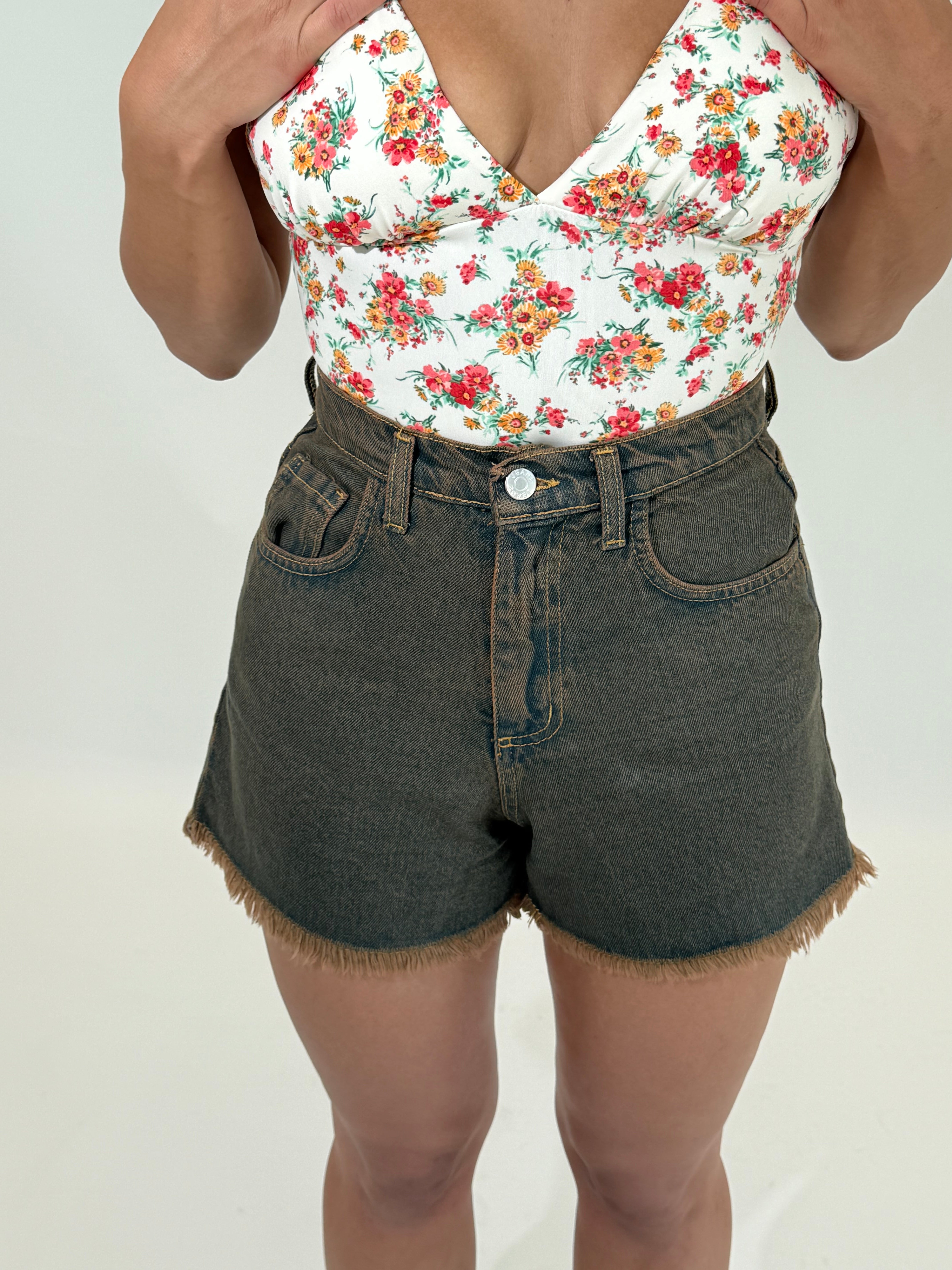 Pantaloncino denim sabbiato