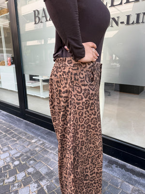 Jeans con elastico animalier curvy