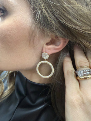 Orecchino cerchio strass