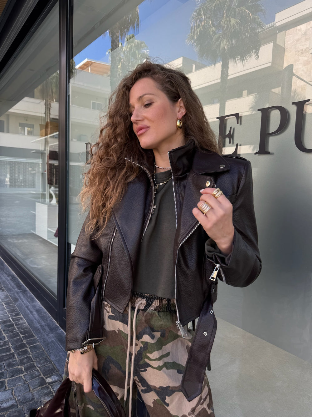 Giubbino ecopelle crop marrone