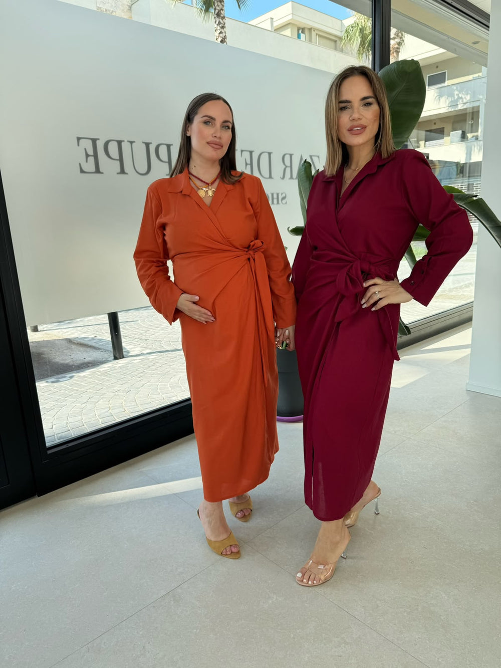 Abito portafoglio in lino curvy