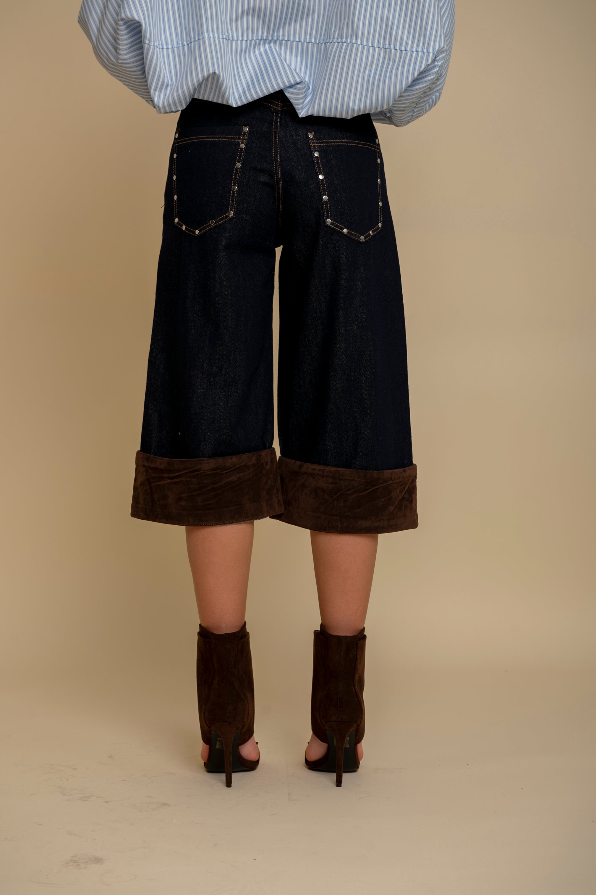 Bermuda con risvolto brown