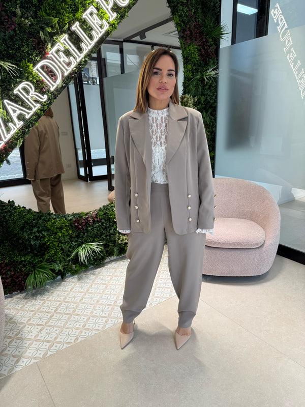 Tailleur ballon curvy