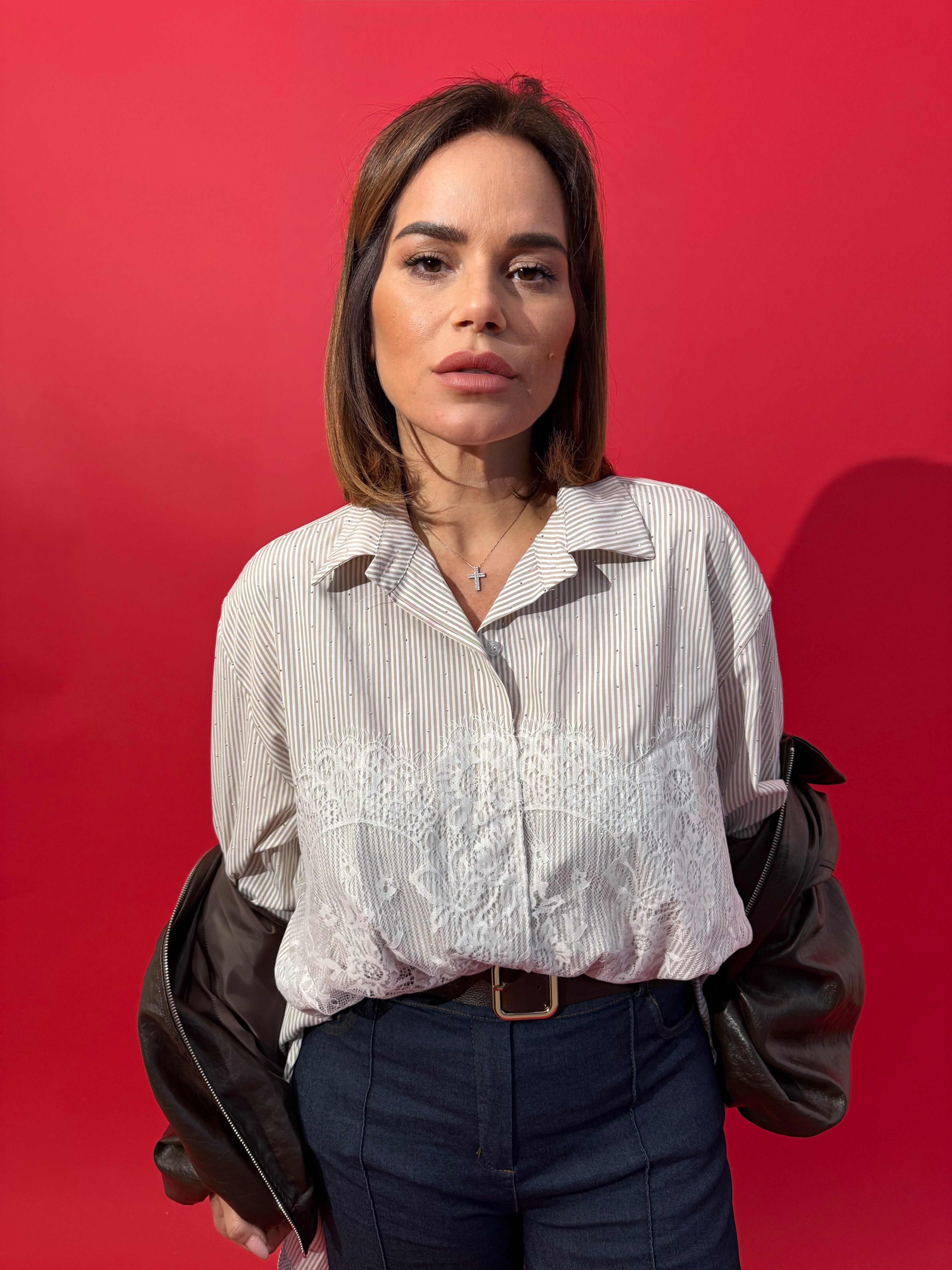 Maxy camicia con strass e pizzo