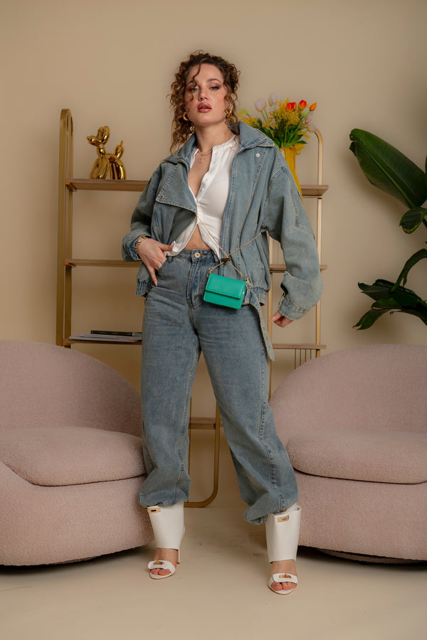 Jeans ballon con cuciture sul davanti