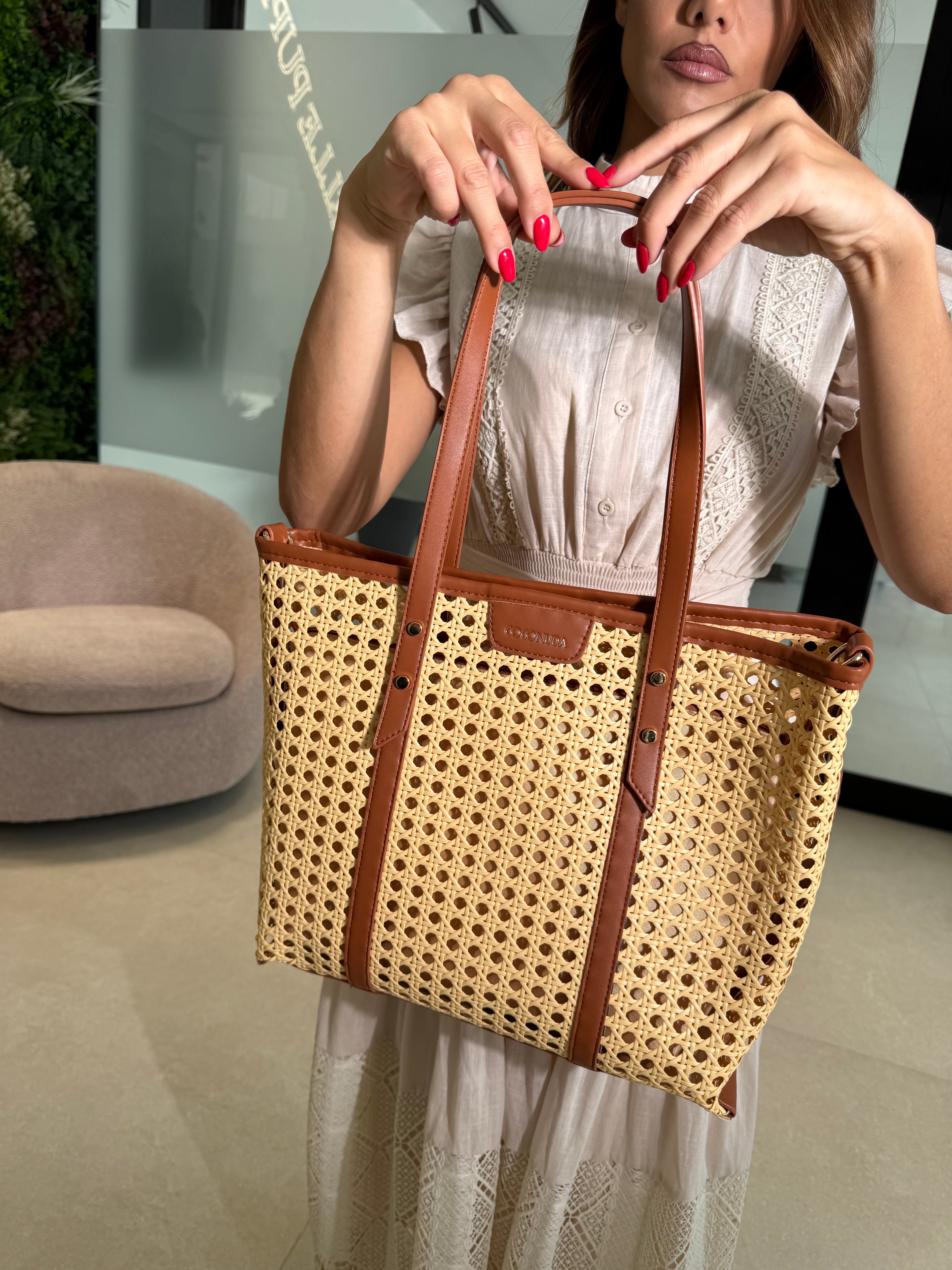 Borsa a spalla in paglia