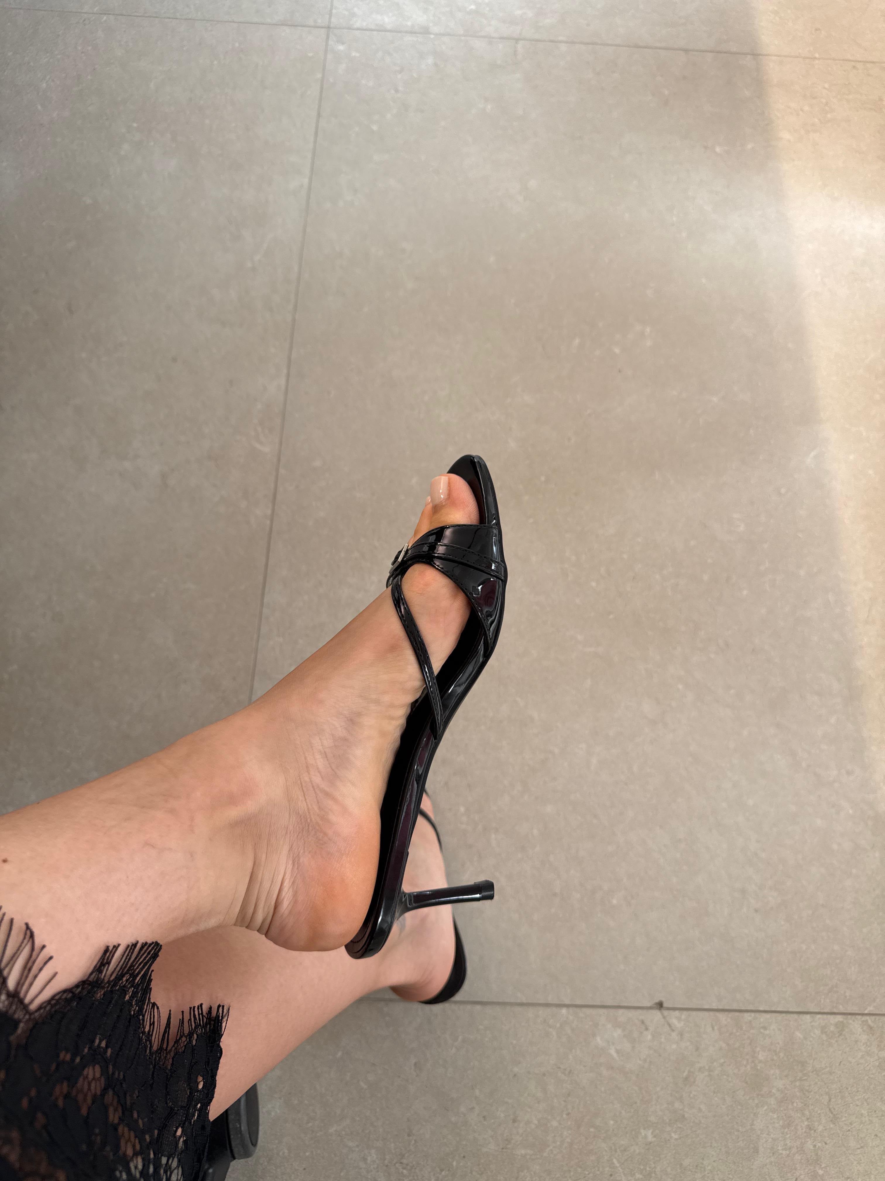 Sandali tacco mini black