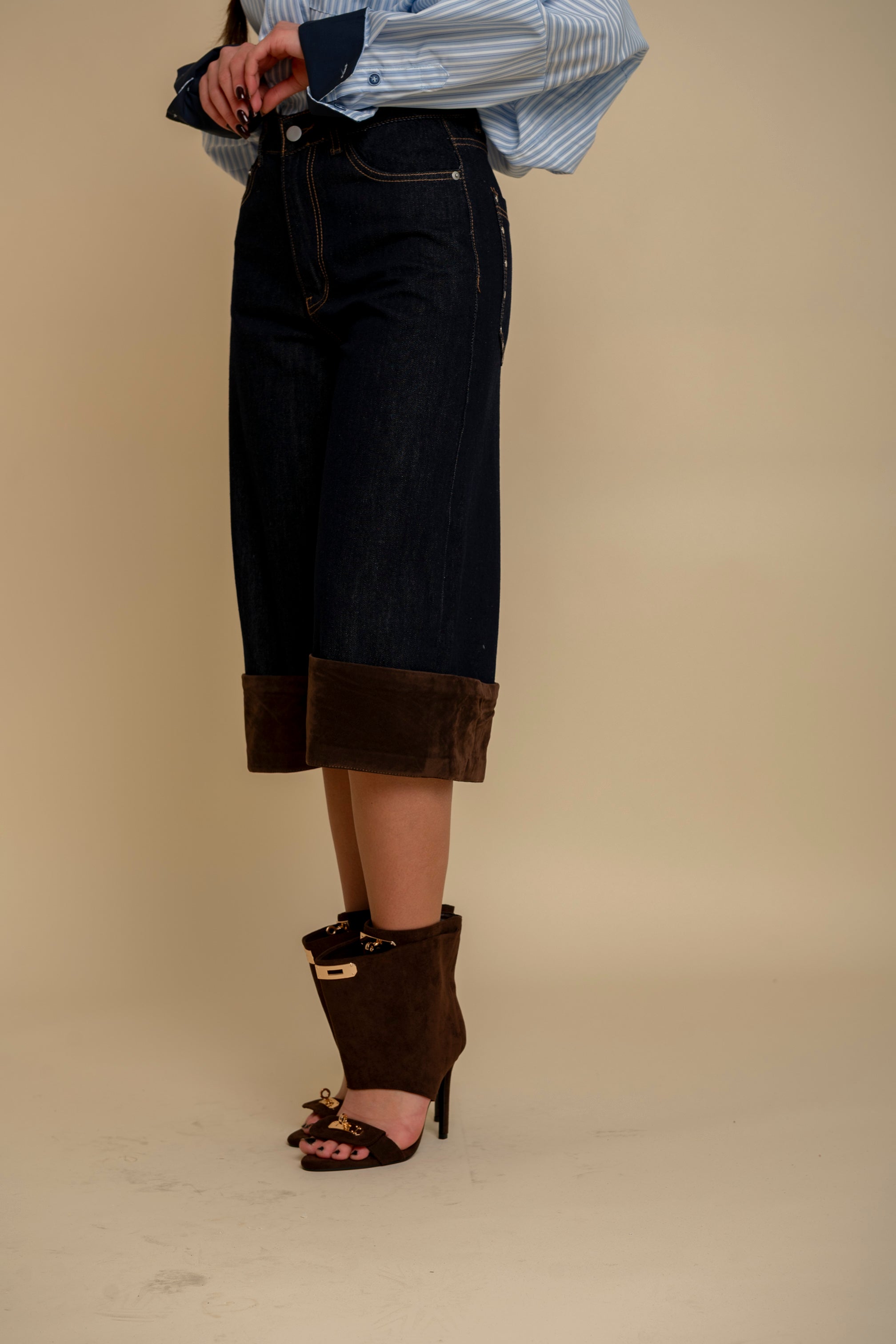 Bermuda con risvolto brown