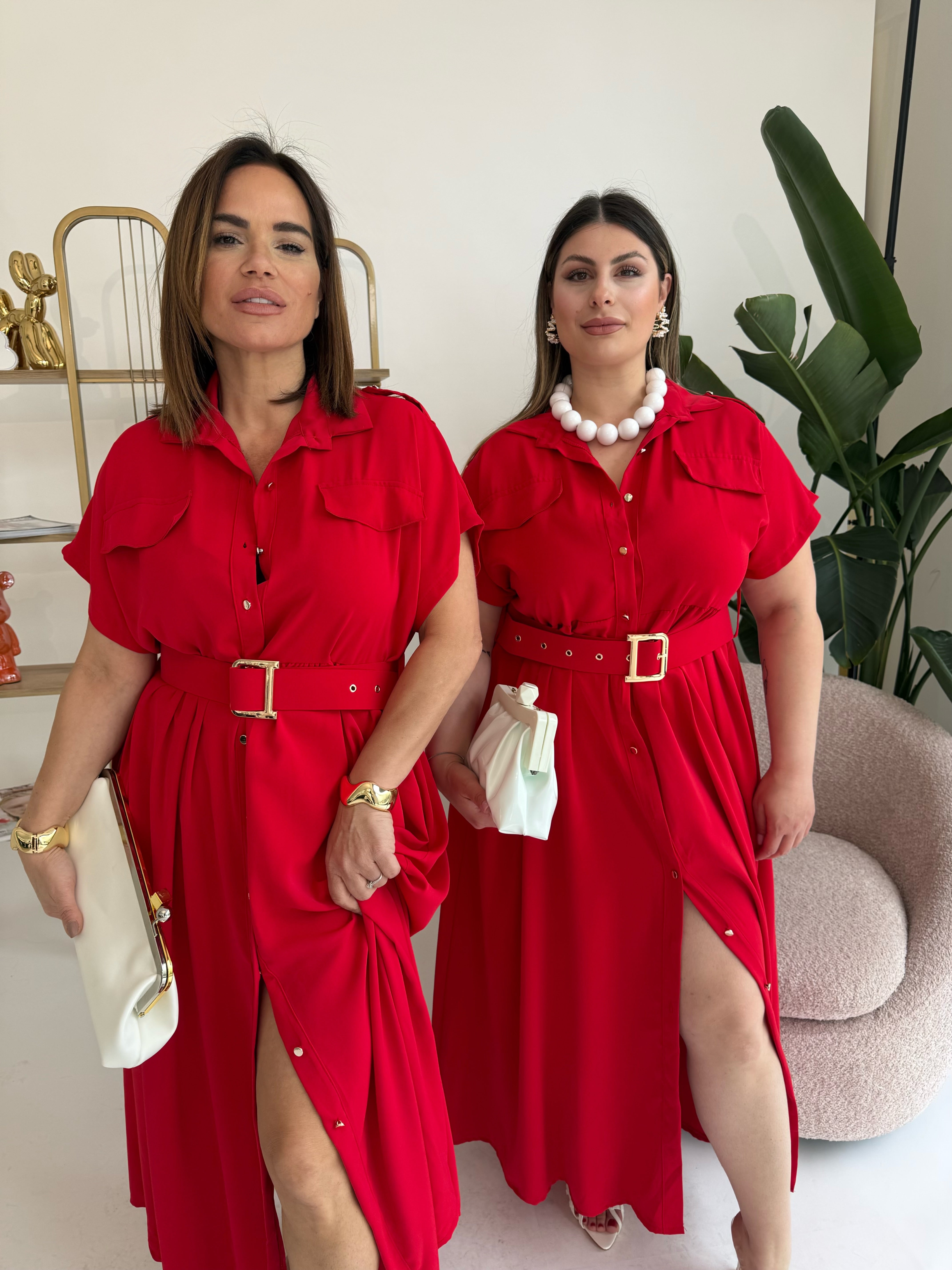 Abito camicia con cintura curvy
