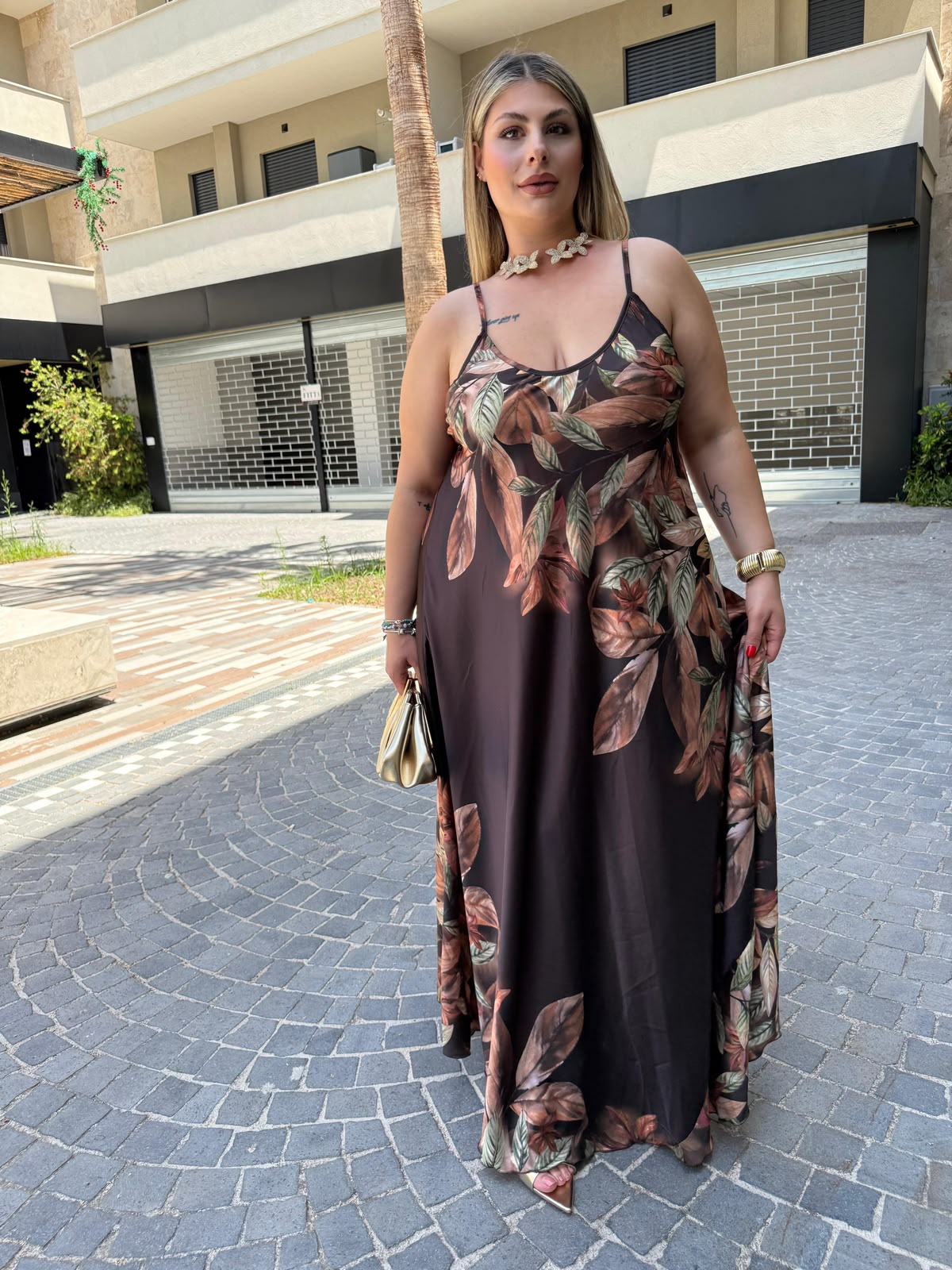 Abito fantasia in raso curvy