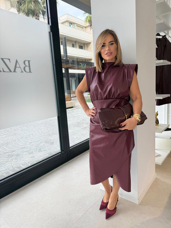 Abito midi ecopelle curvy