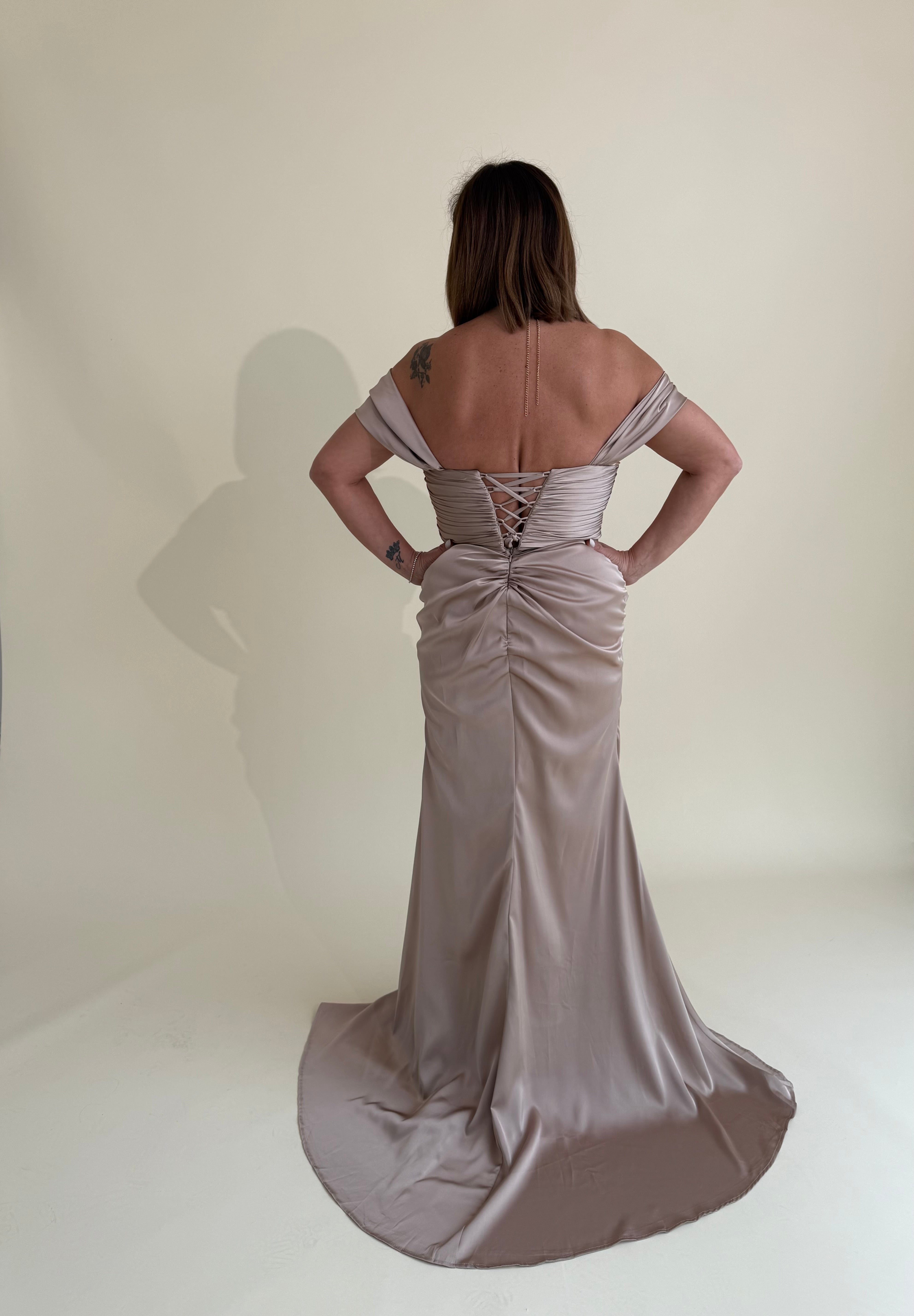 Abito da cerimonia sirena drappeggiato