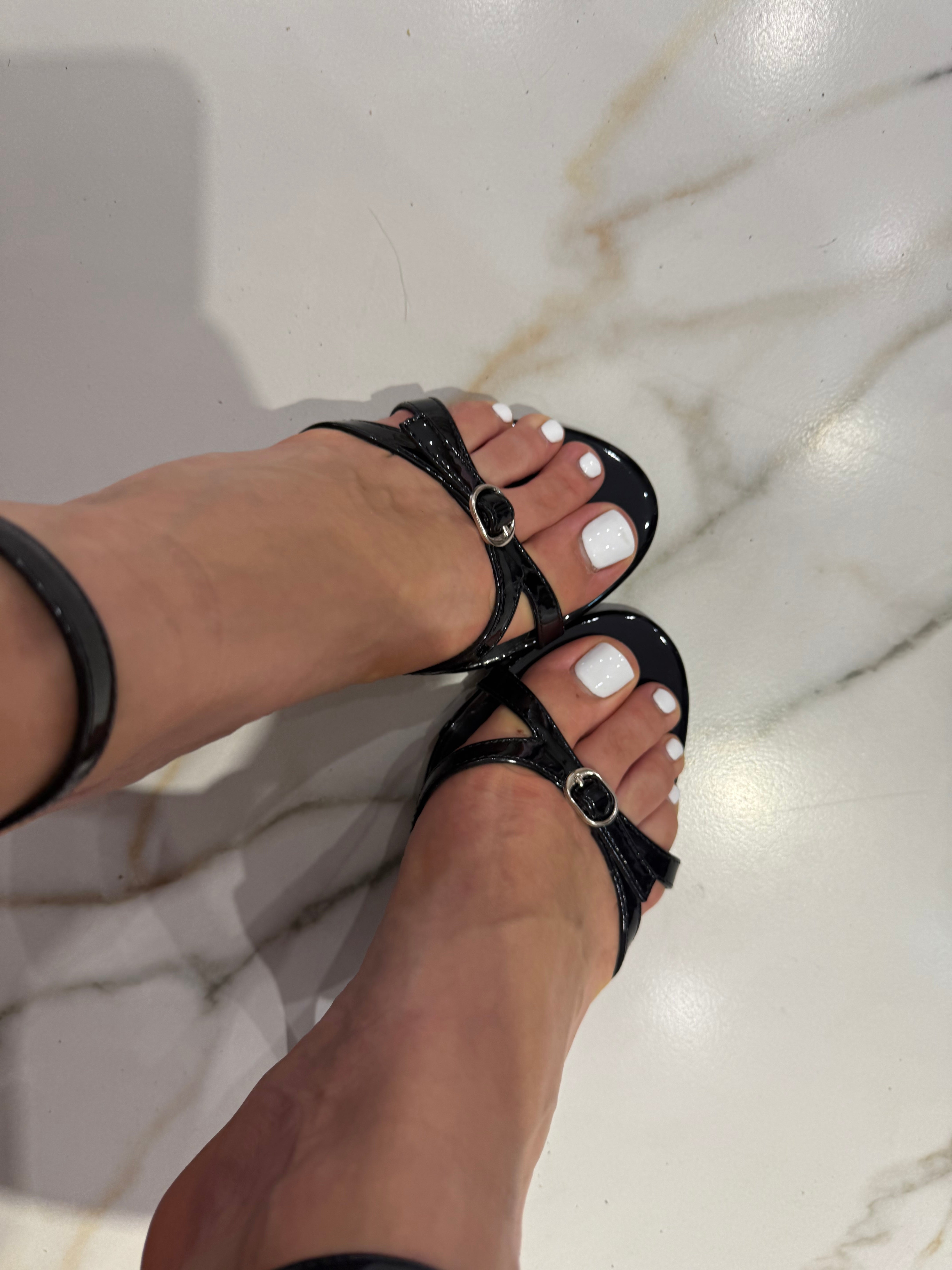 Sandali a fascia con fibbia