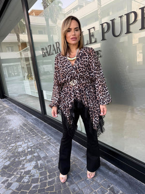 Camicia con cintura in vita animalier