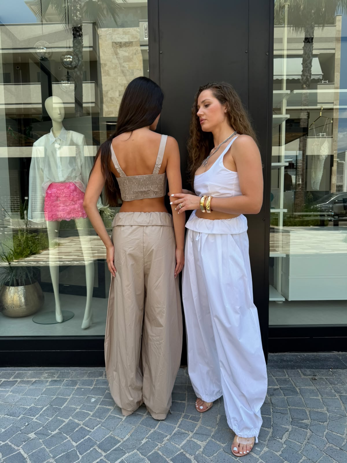 Cordset top e pantalone con rosvolto